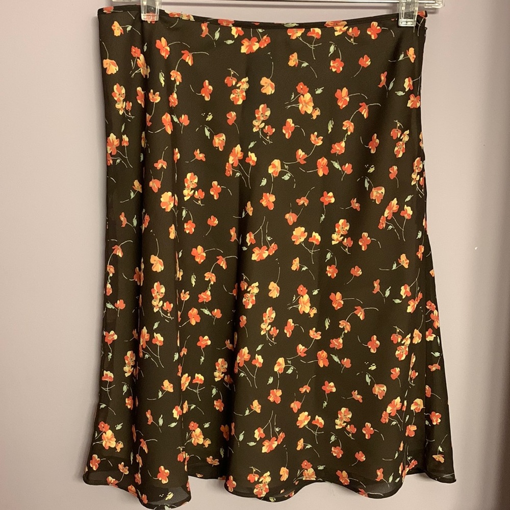 Size 4 petite Ann Taylor factory store petites brown orange floral skirt